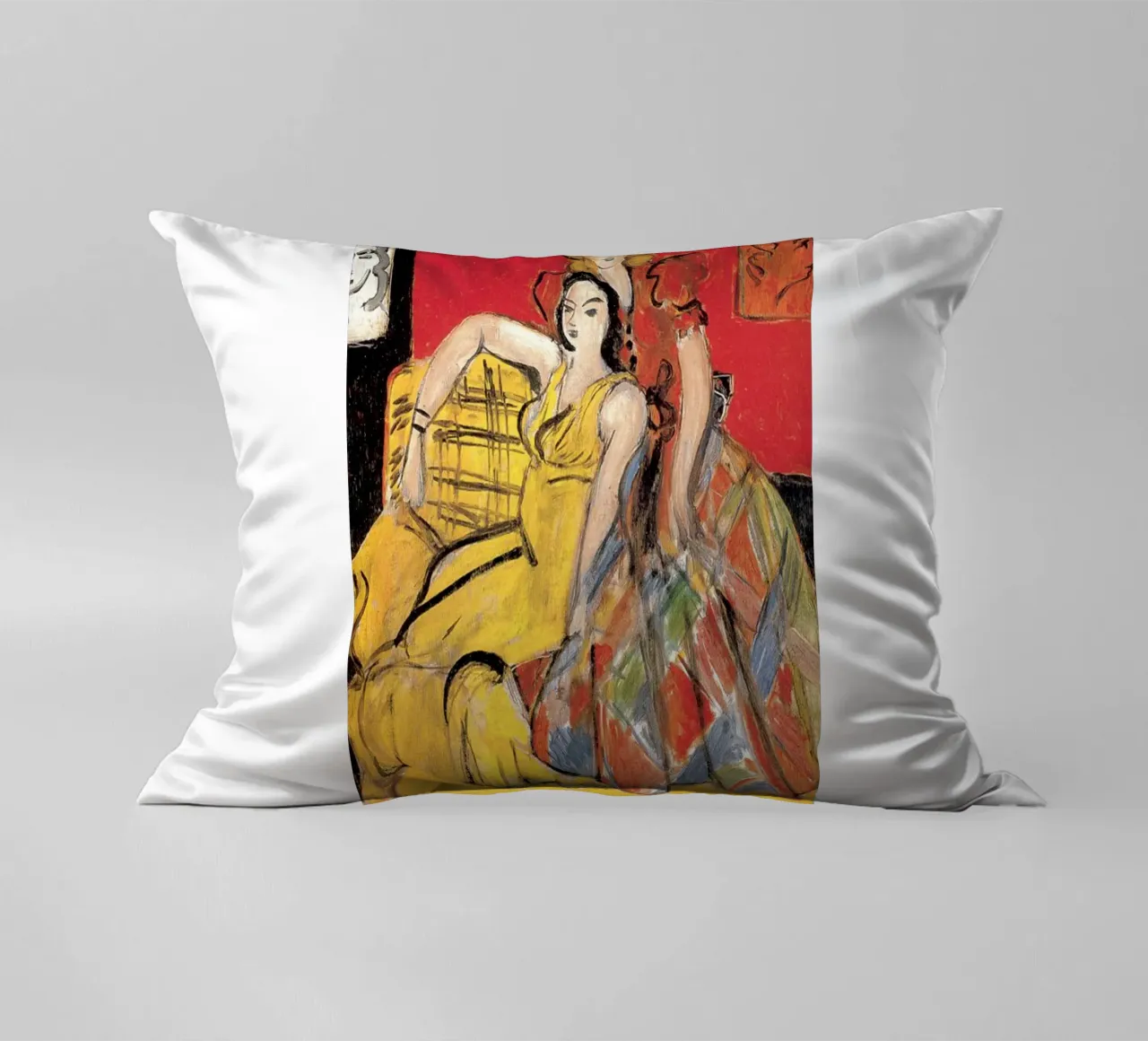 due donne sedute a bracciolo cuscino da briyan shop