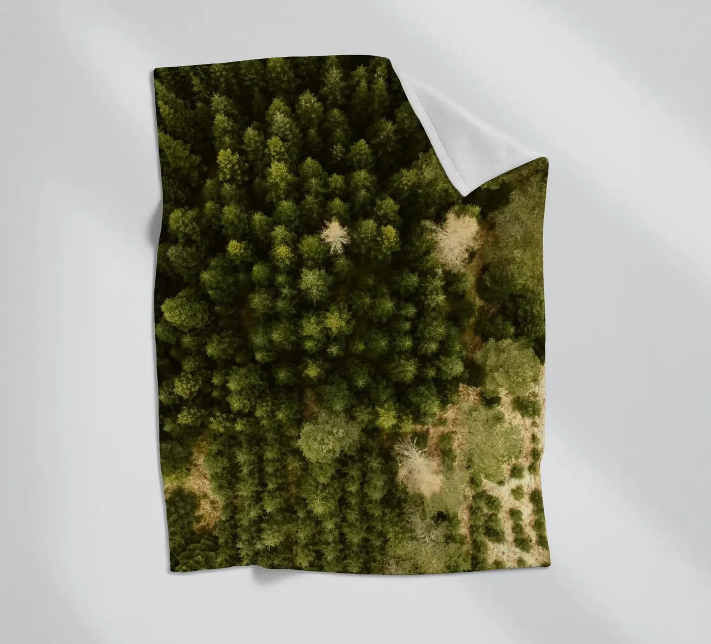 forest trees Fleecedecke von Earthly Visions