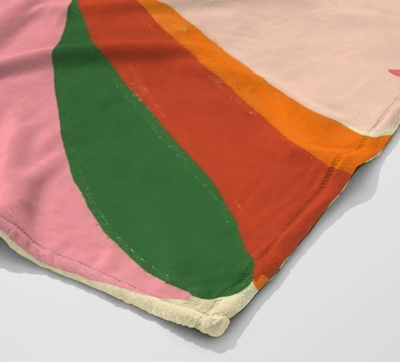Retro 70s Psychedelic Frau Porträt - Regenbogen Vibes Fleecedecke von vintagepod