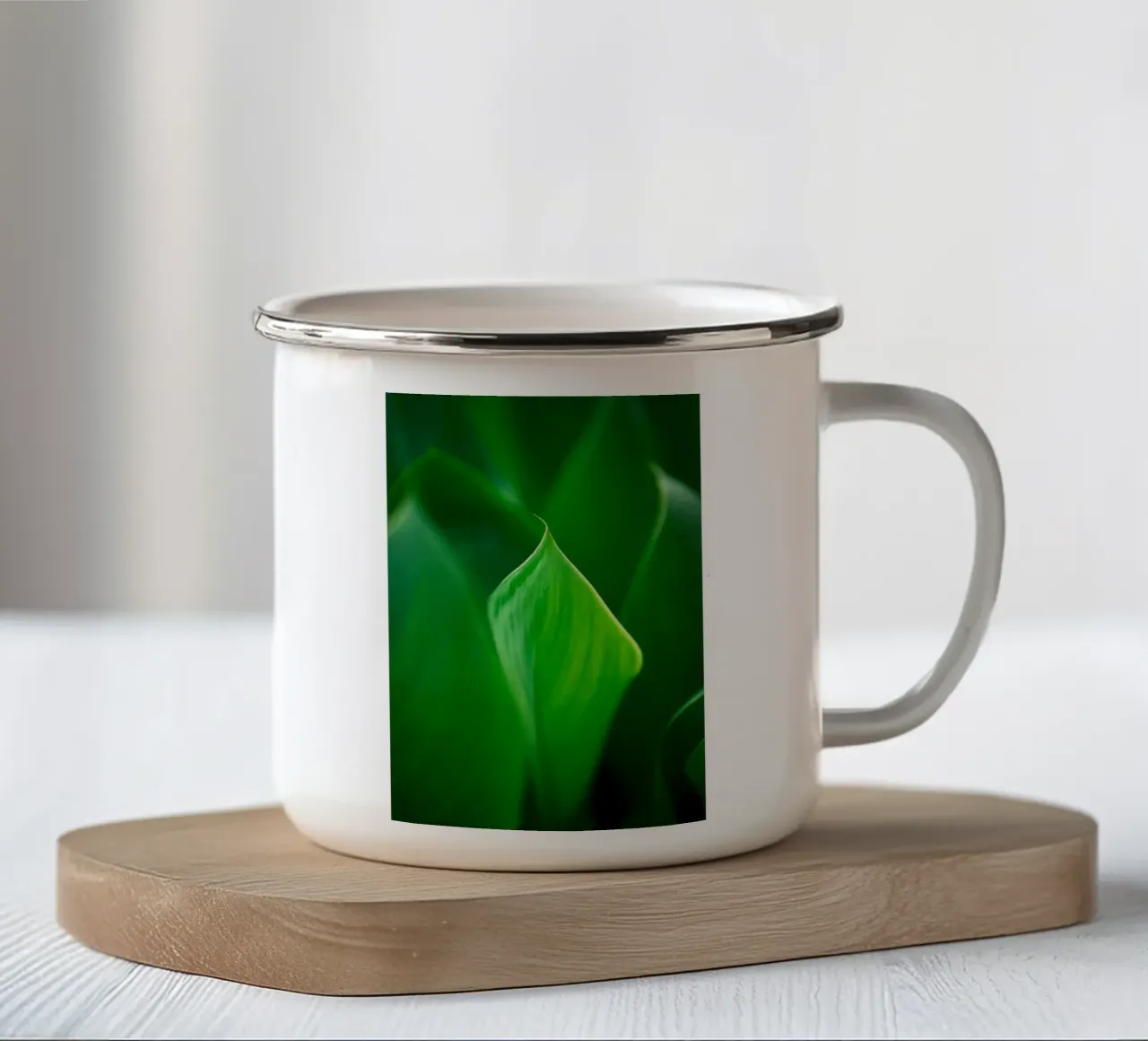 verde foglia tazza in smalto da Earthly Visions