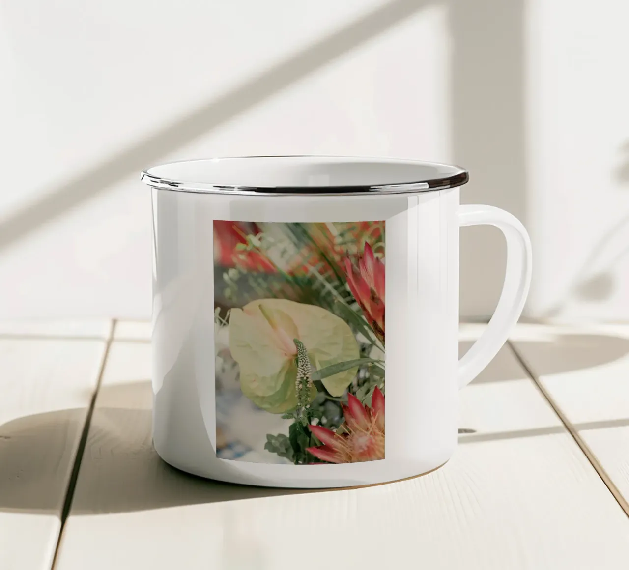 anthurium tropicale tazza in smalto da Earthly Visions