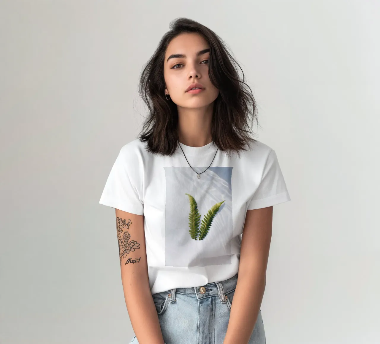 foglia di felce t-shirt da Earthly Visions
