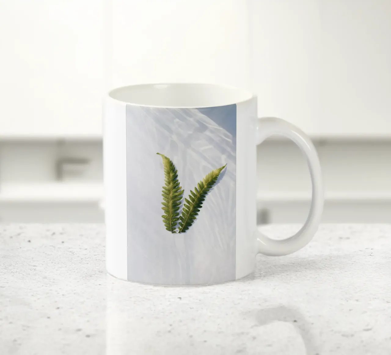 foglia di felce tazza in ceramica da Earthly Visions