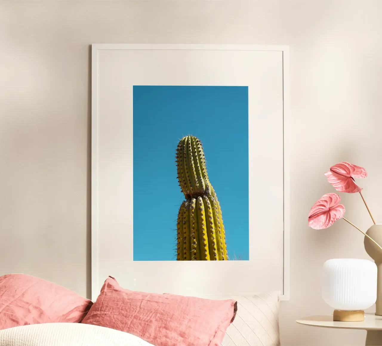 cactus del deserto poster con telaio in alluminio da Earthly Visions