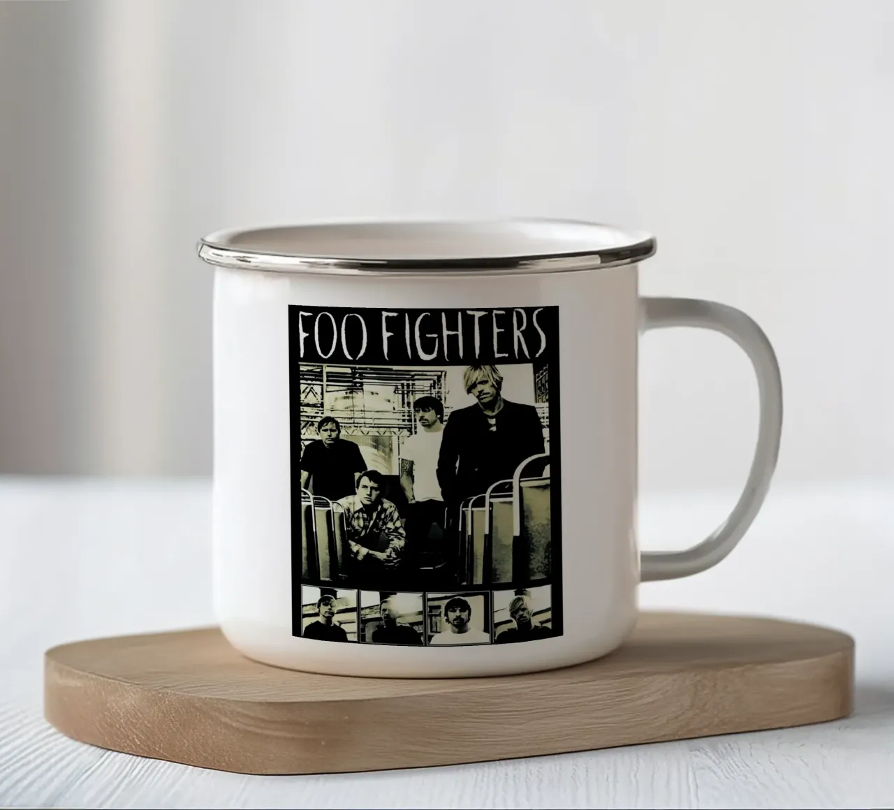 Il gruppo dei Foo Fighters tazza in smalto da vanhesling