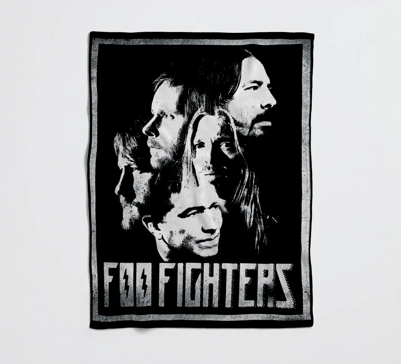 Il gruppo dei Foo Fighters coperta in pile da vanhesling