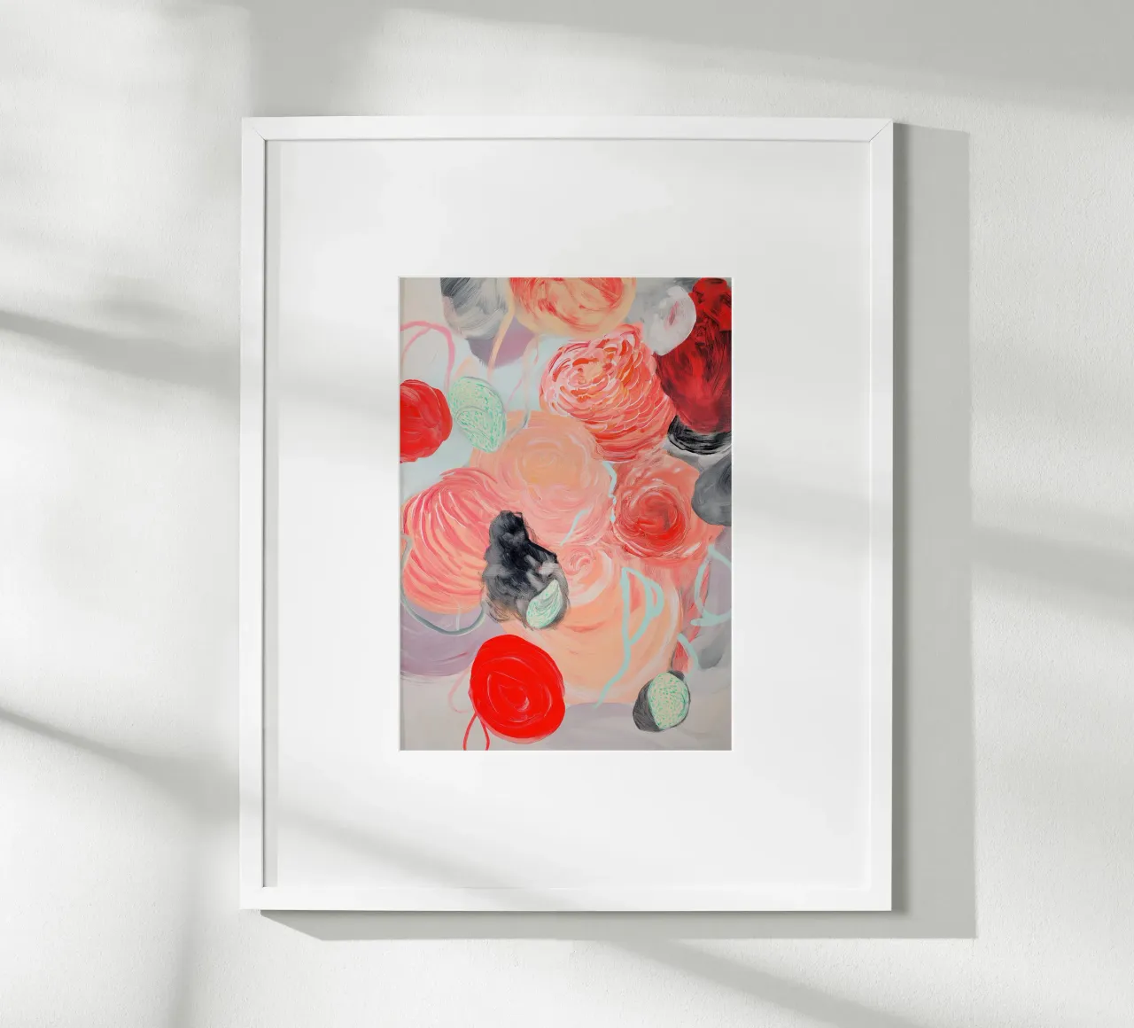 Fioritura floreale astratta - Espressivi vortici rosa e verdi poster con telaio in plastica da vintagepod