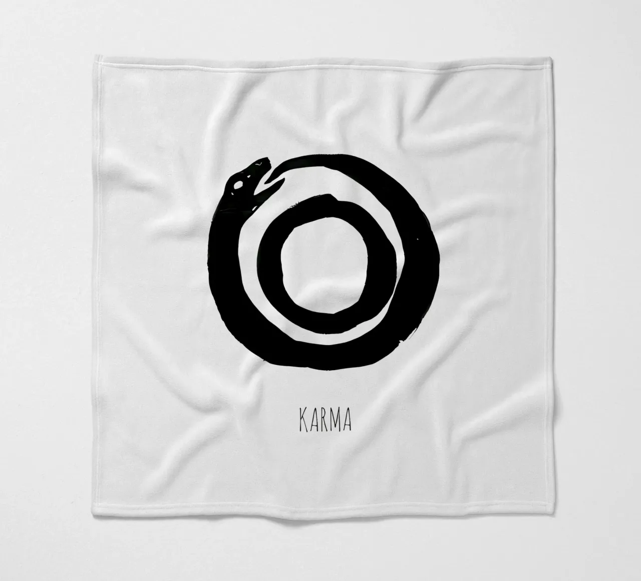 Karma is a full Circle coperta in pile da Attaboy Dsgn