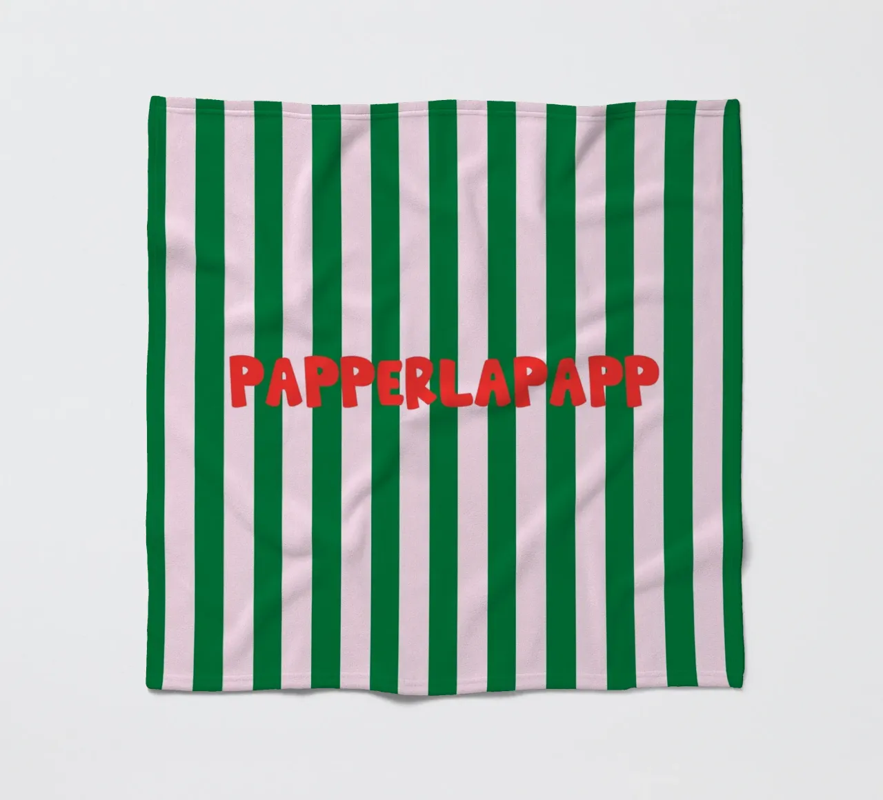 Papperlapapp Typography Fleecedecke von Attaboy Dsgn