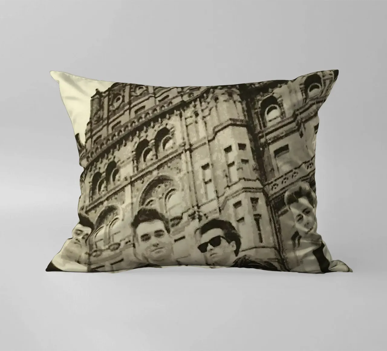 le groupe smith coussin de vanhesling