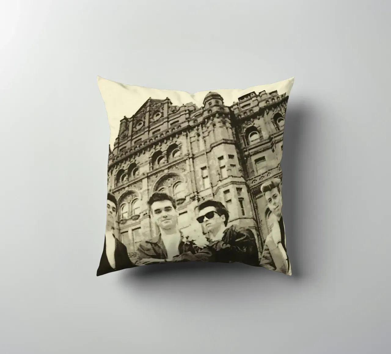 le groupe smith coussin de vanhesling