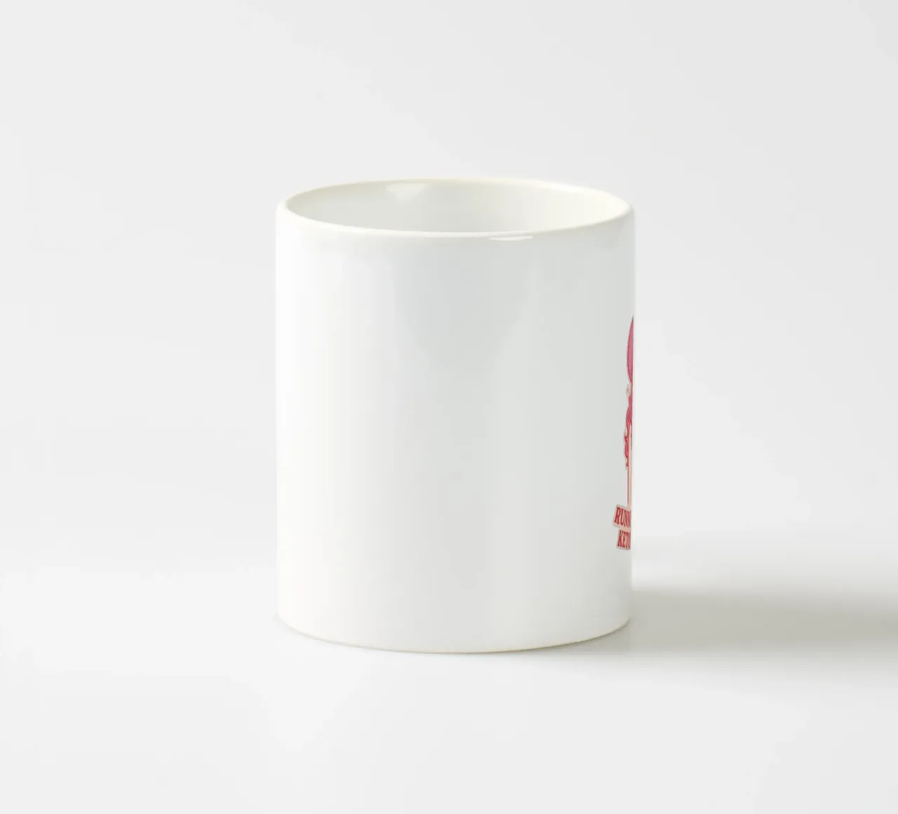 Runnin on Caffeine, Ketones and Sass tazza in ceramica da Taika Tori Art