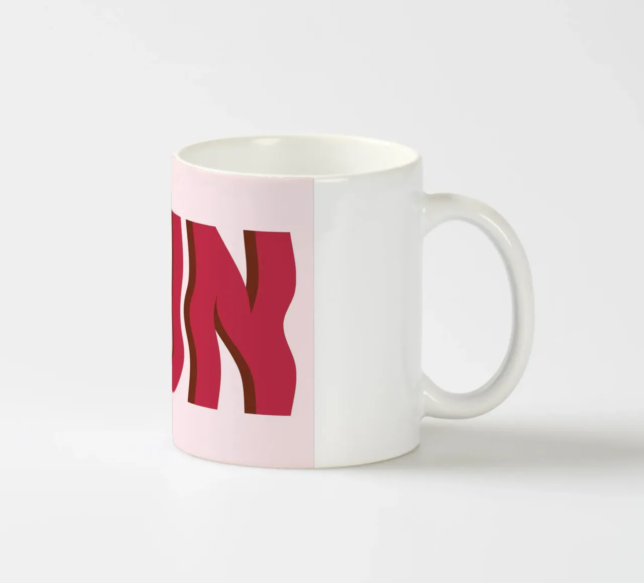 FUN. Bold Wavy Red Typographic Minimalist Print (Typographie rouge audacieuse et ondulée) mug en céramique de homdeco
