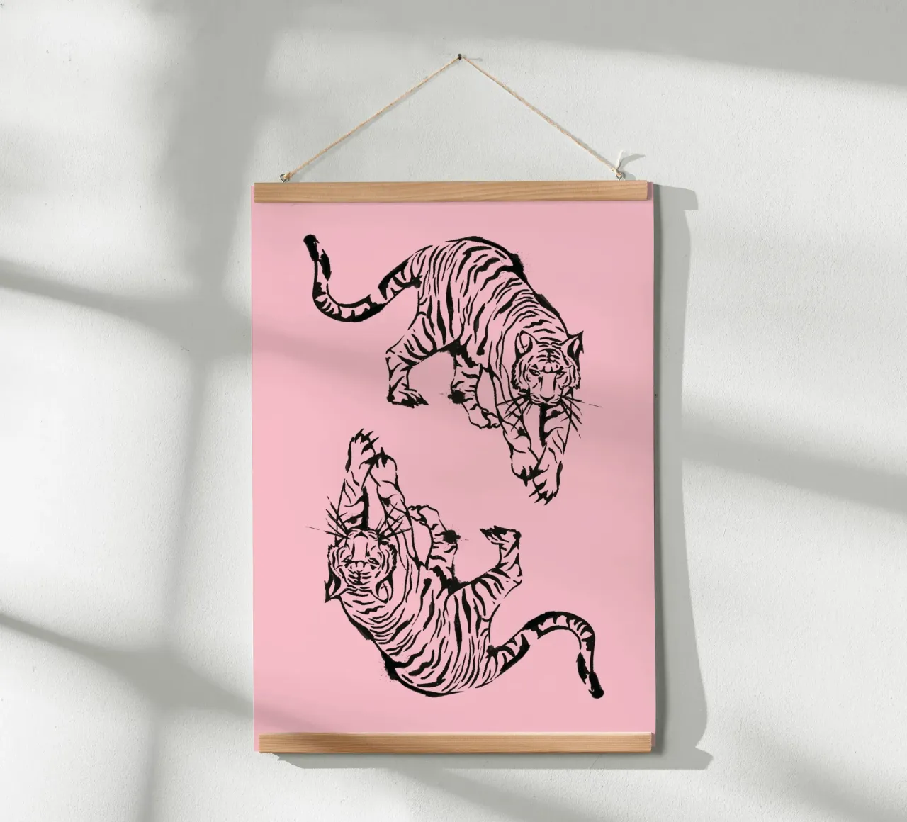 Pink Tiger Duo: Modern Minimalist Japanese Ink Art Print Poster mit Kunststoffrahmen von homdeco