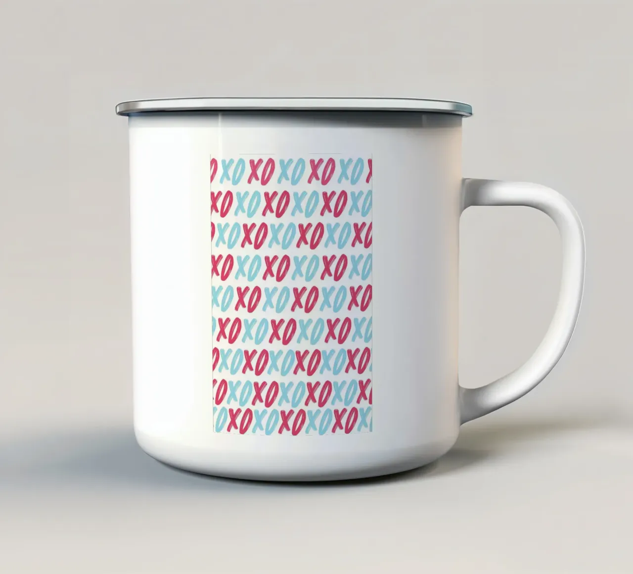 XOXO Love Pattern: Stampa pop art moderna in rosso e blu tazza in smalto da homdeco