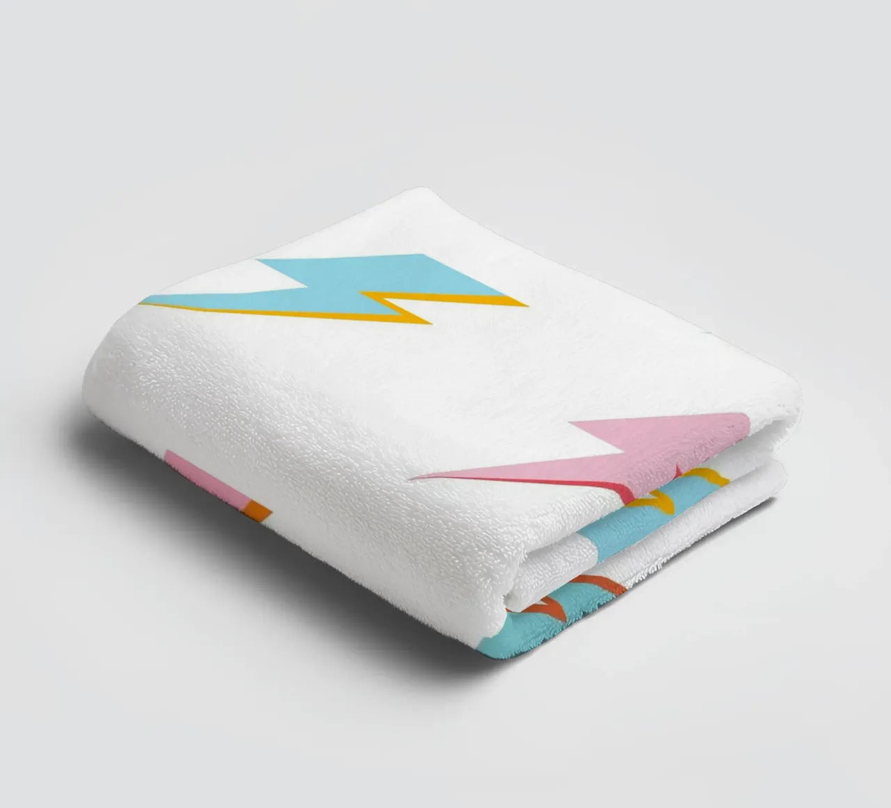 Lightning Bolt Pop Art: Vibrazioni elettriche pastello retrò asciugamano da bagno da homdeco