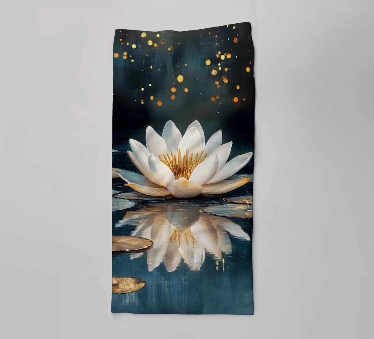 Ninfea sotto la pioggia stellata asciugamano da bagno da Art-Nouveau-Dsg