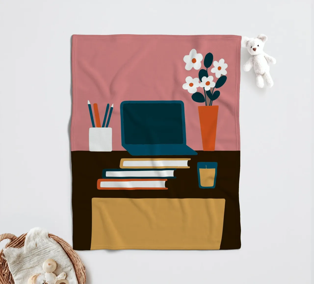 Laptop e vaso di fiori coperta in pile da TRENDY POSTER SHOP
