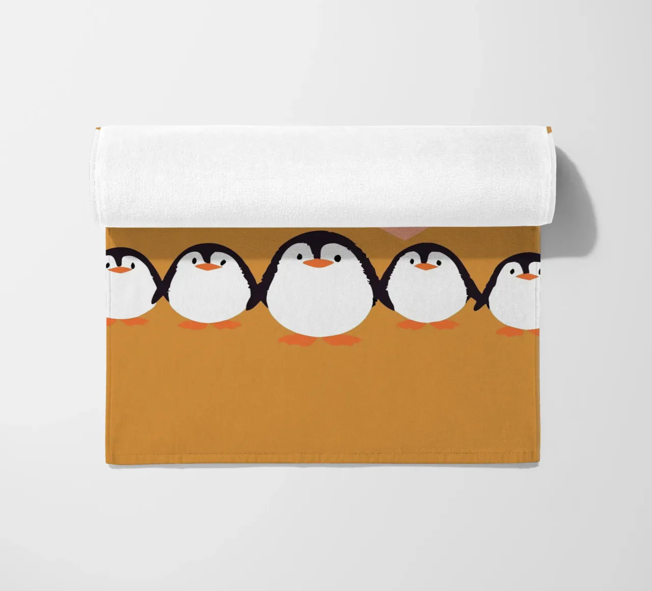 Cinque pinguini telo mare da TRENDY POSTER SHOP