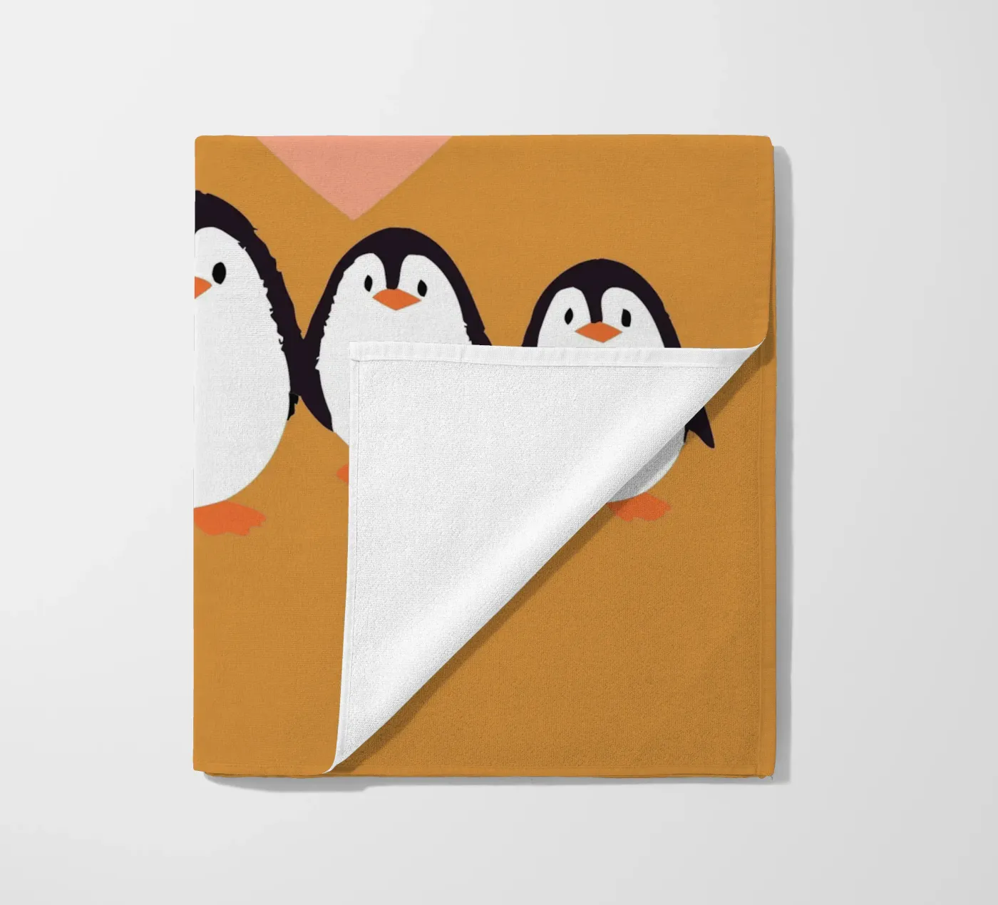 Cinque pinguini telo mare da TRENDY POSTER SHOP