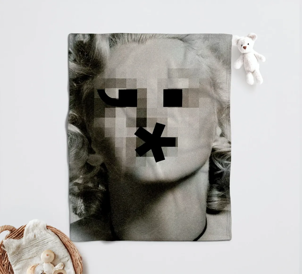 Retro Pop Emoticons Marilyn coperta in pile da Butcher Billy
