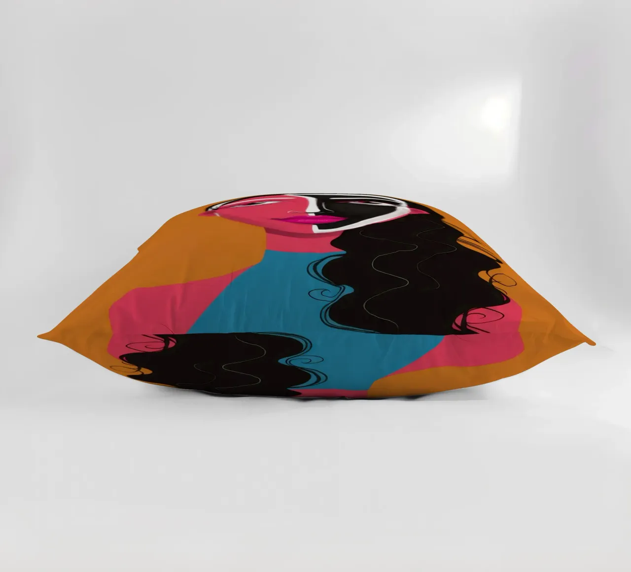 Visage Split bicolore cuscino da Monuments Fire