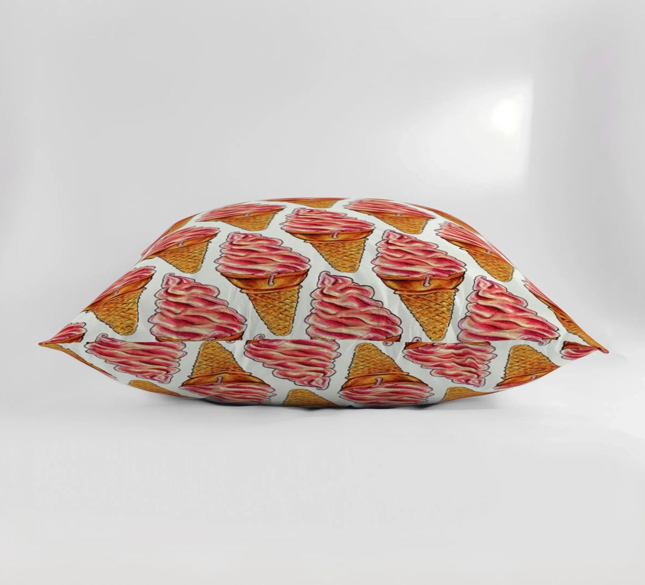 Strawberry Soft Serve Pattern cuscino da Kelly Gilleran
