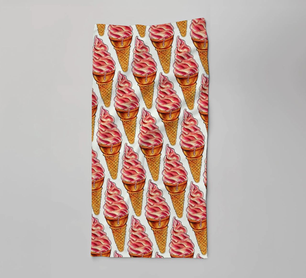 Strawberry Soft Serve Pattern asciugamano da bagno da Kelly Gilleran