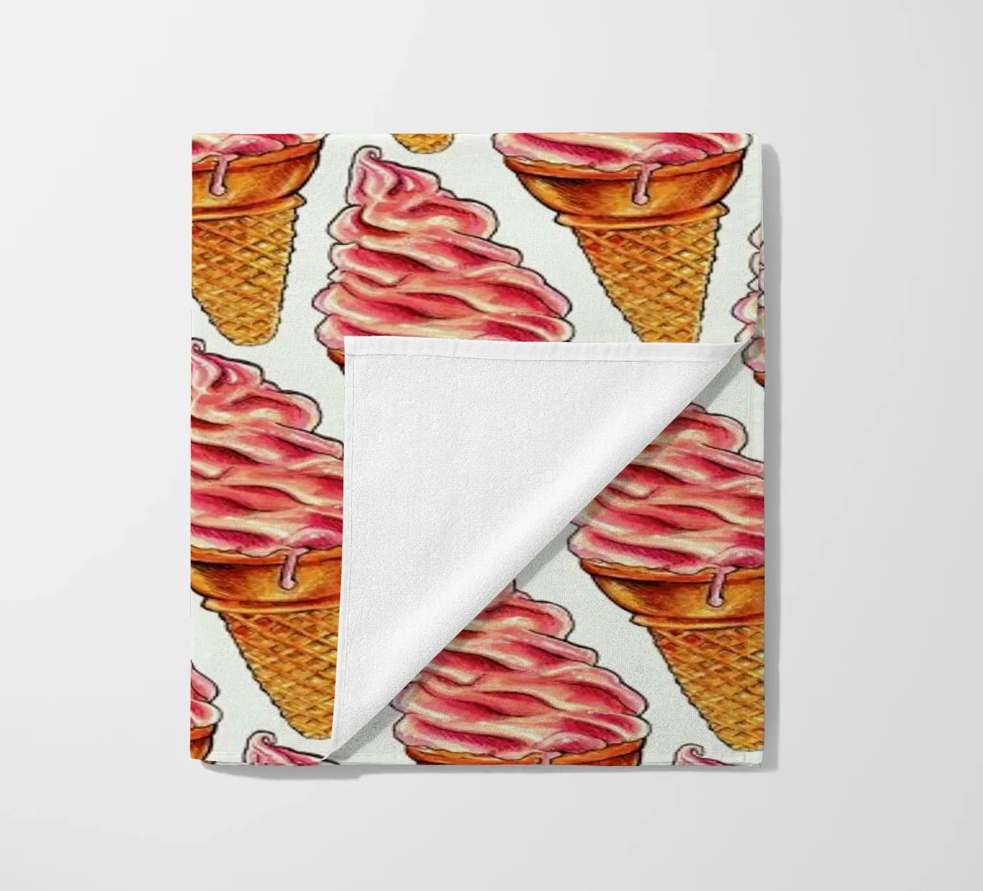 Strawberry Soft Serve Pattern strandhanddoek van Kelly Gilleran