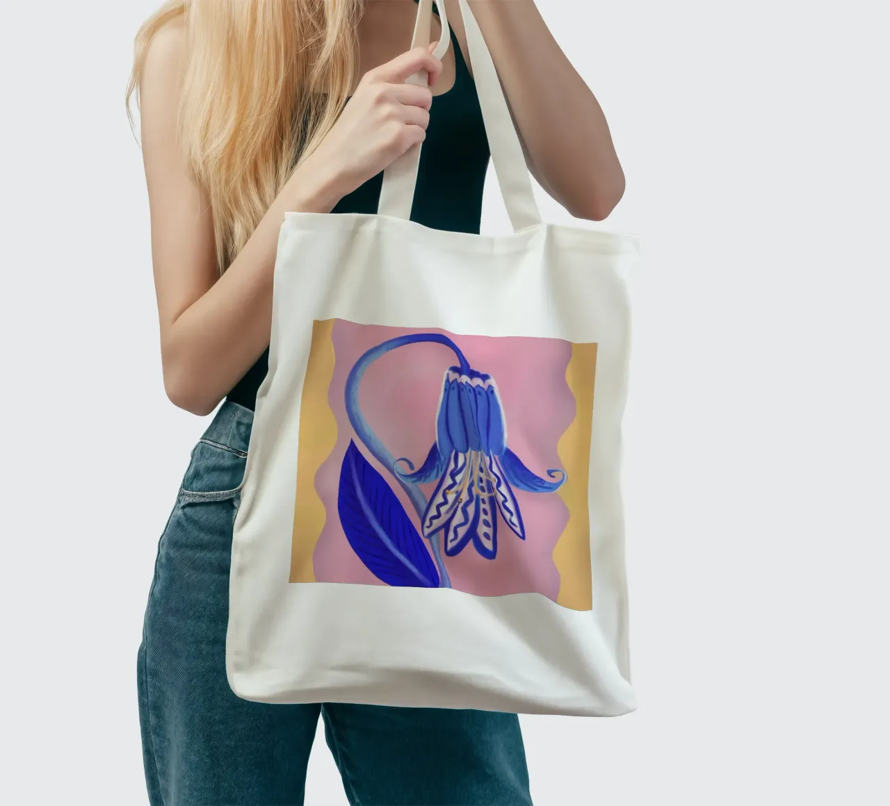 Fioritura di campanule elettriche borsa in juta da Reds Jays