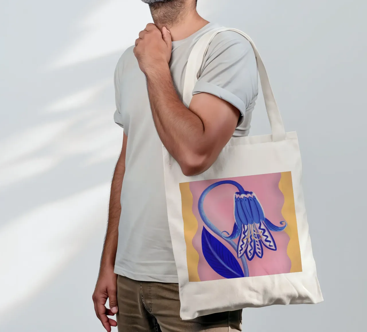 Fioritura di campanule elettriche borsa in juta da Reds Jays
