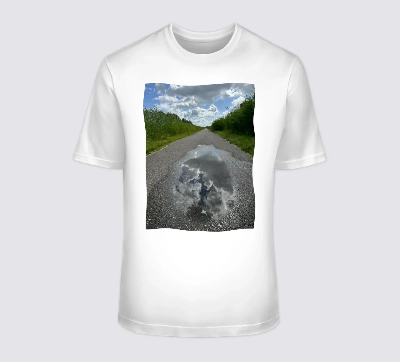 Reflections of a cloudy sky in Leeuwarden t-shirt by byrieneke