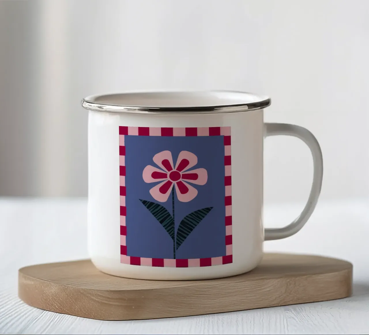 Cornice a petali Folklore tazza in smalto da Giant Foxs