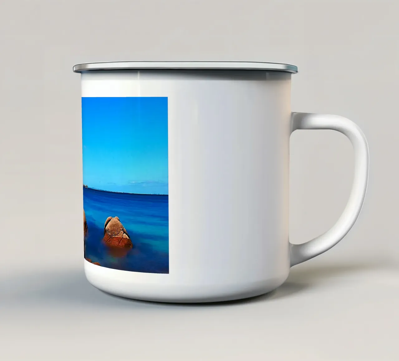 FAA336 tazza in smalto da Thierry vobmann photography