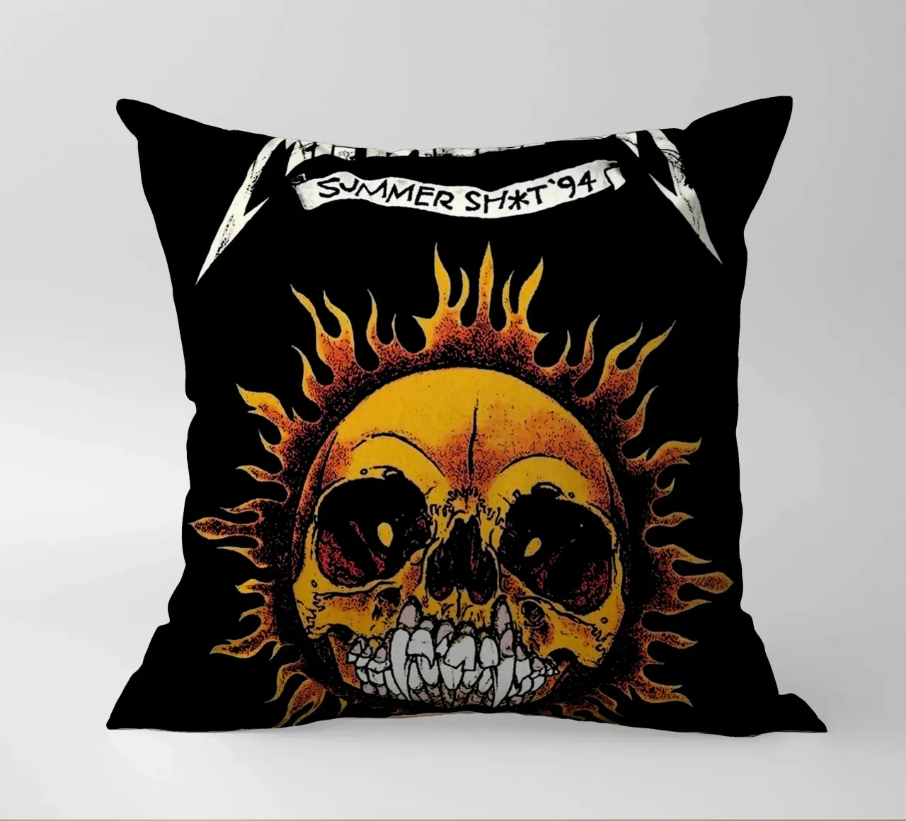 Metallischer Kopf Sonnenschein Kunst Kissen von music soul