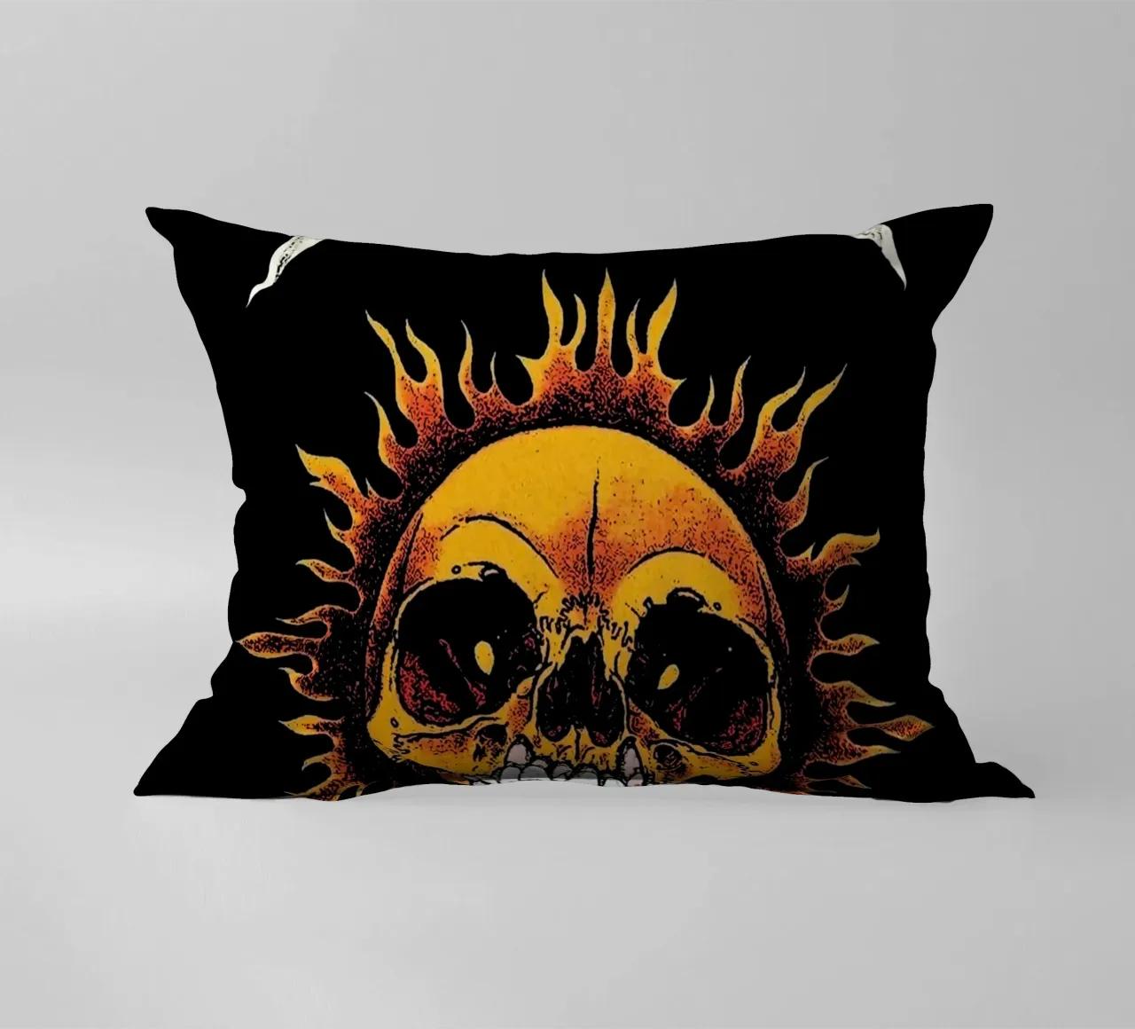 Metallischer Kopf Sonnenschein Kunst Kissen von music soul