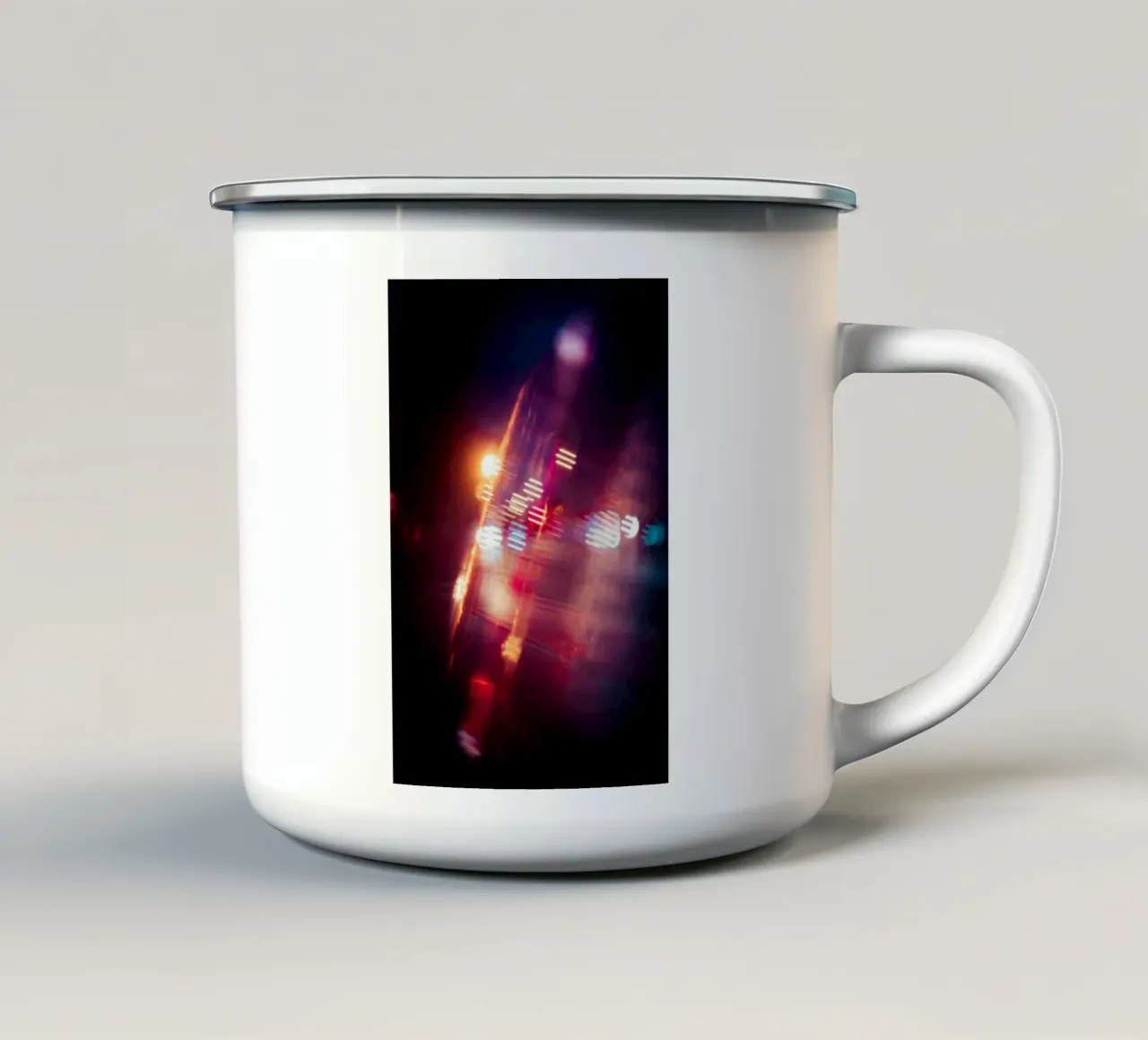 City Light one tazza in smalto da Flo Klein
