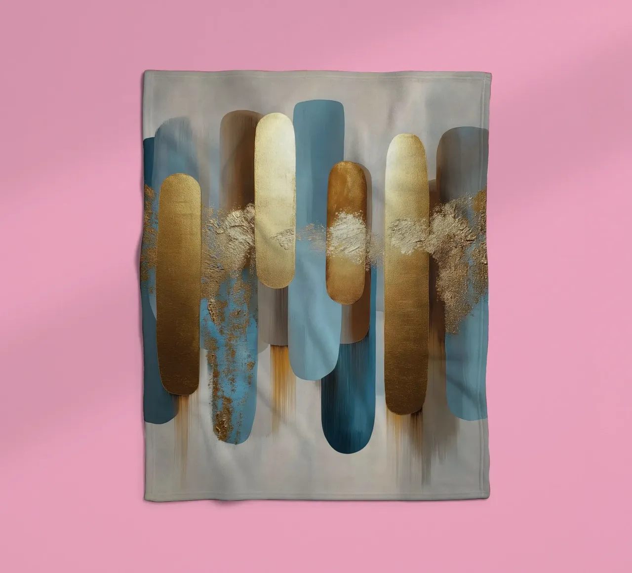Forme astratte con blu e oro coperta in pile da Pictura