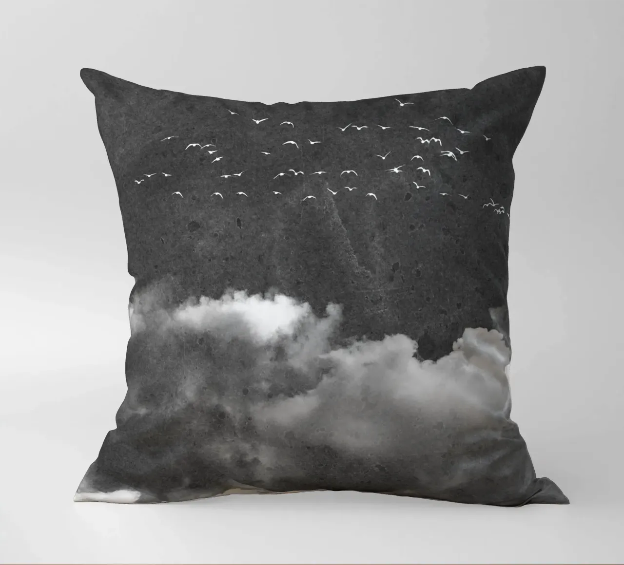 modern abstract art dark sky cuscino da vintageshop