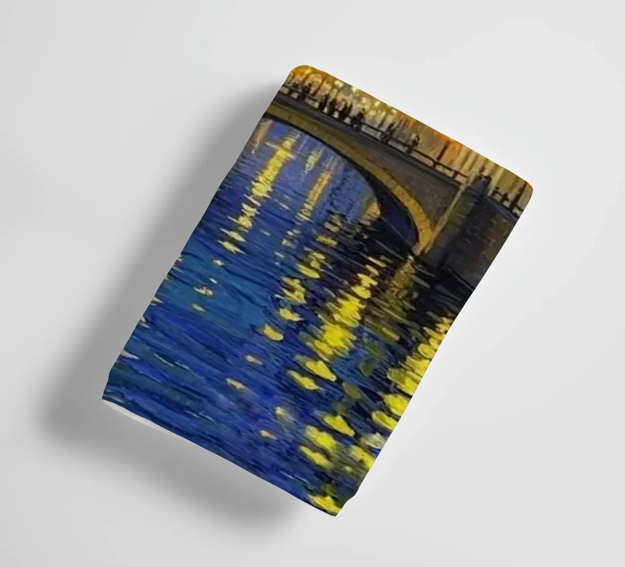vue de la rivière par une nuit étoilée serviette de bain de Piper Shop Oke