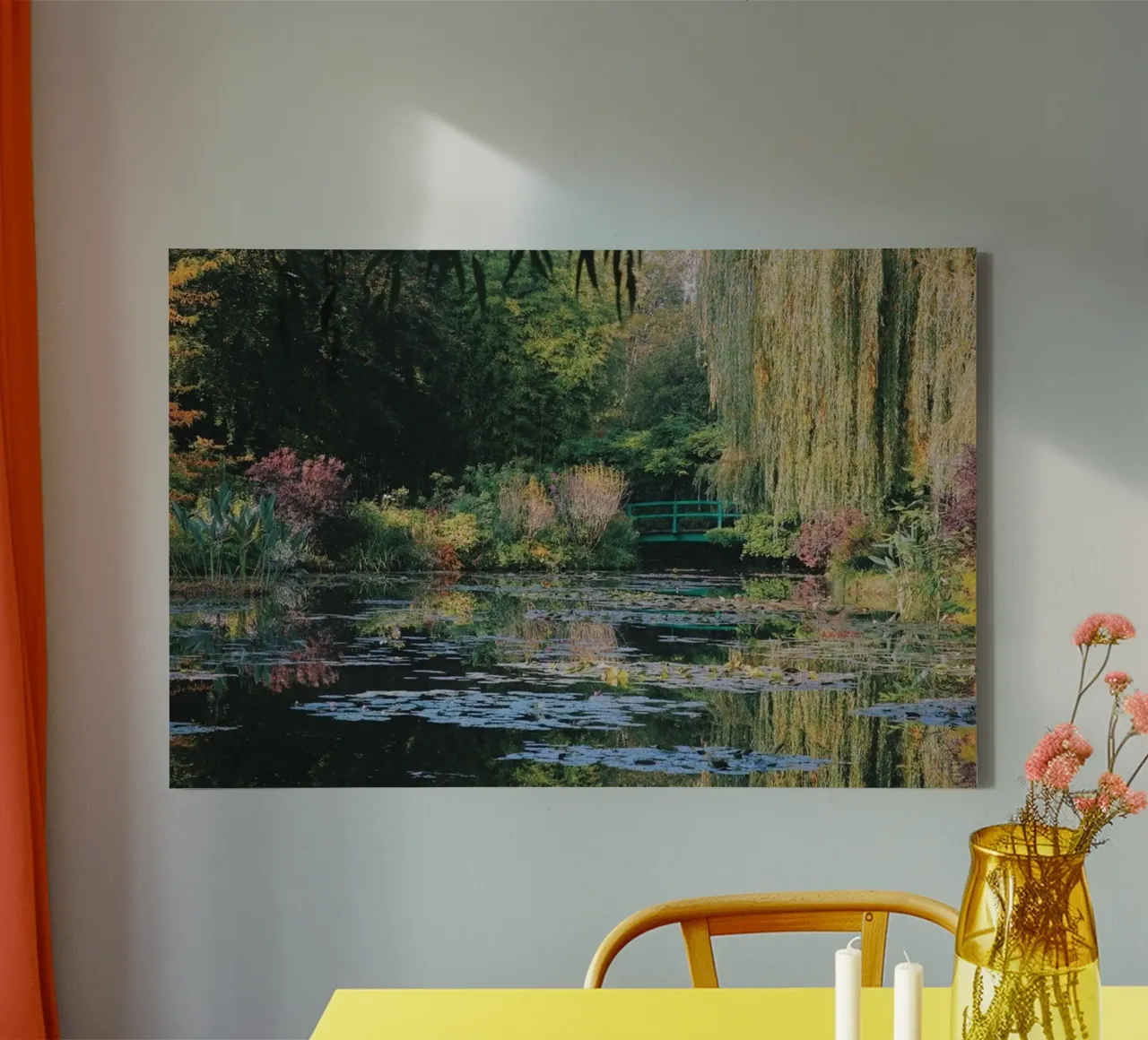 lotusvijver met gebogen brug canvas met Baklijst van SMG Store