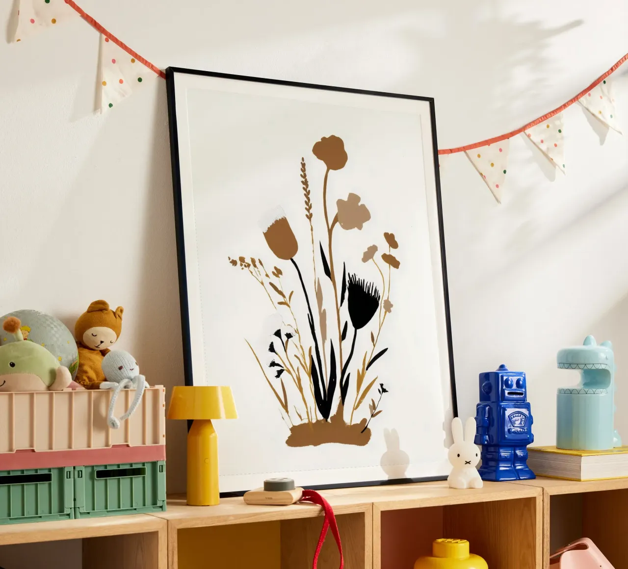 Giardino di terra poster con telaio in legno da Seed & Signal
