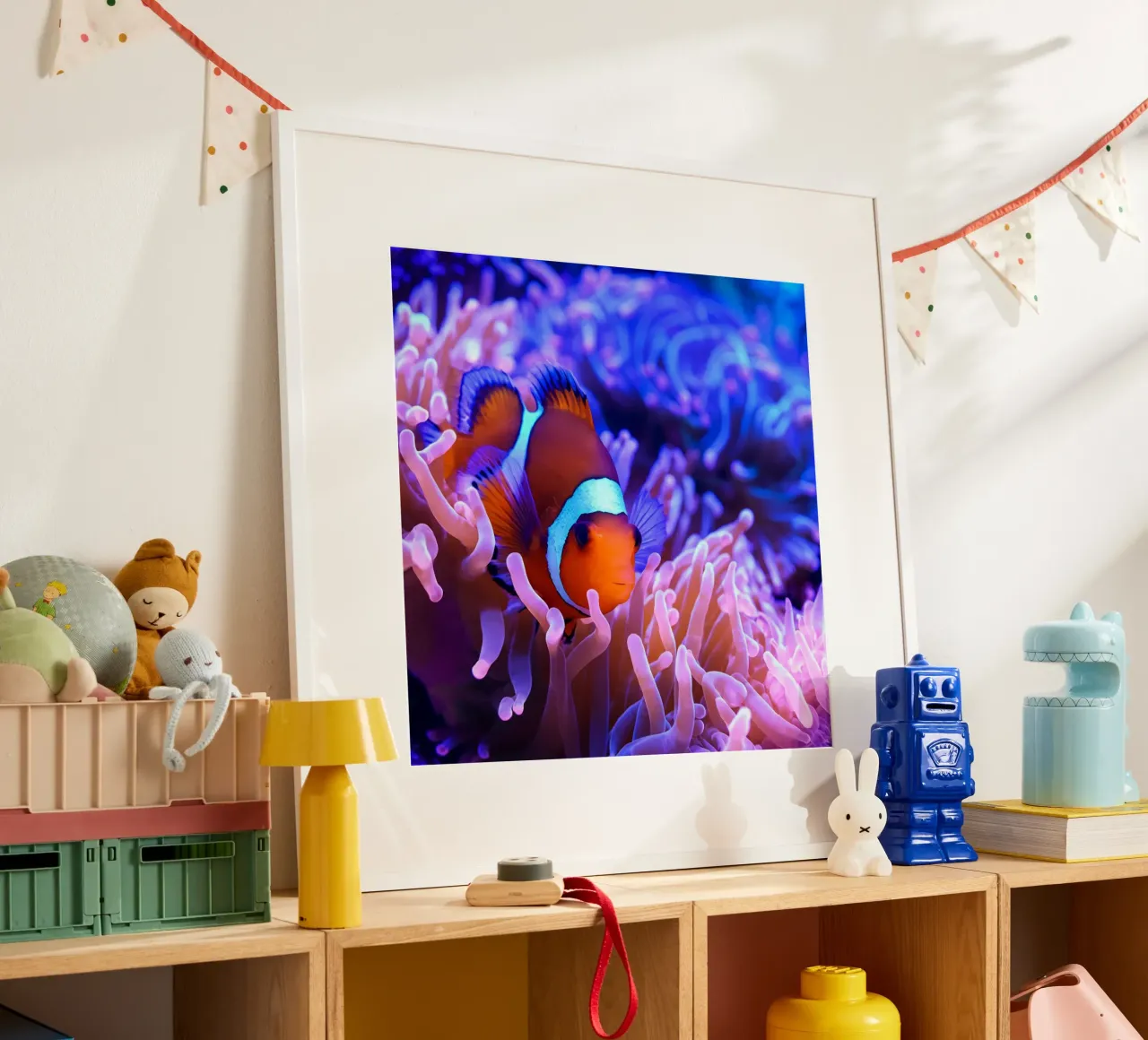 Das Flüstern des Ozeans Poster mit Kunststoffrahmen von PhotoVibe Decor