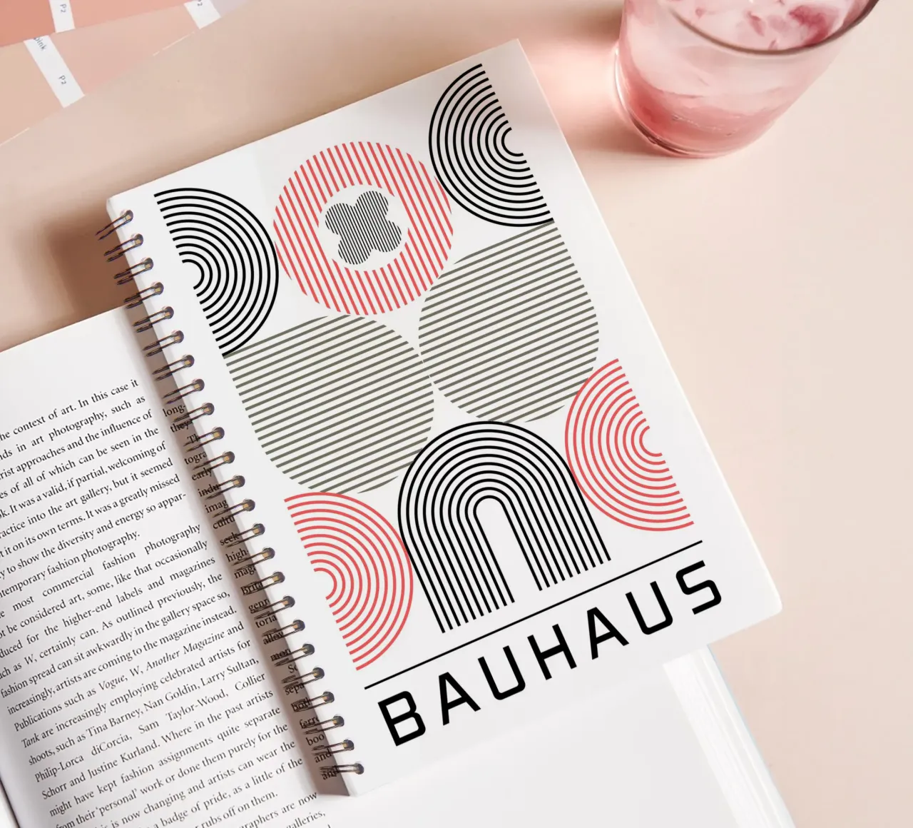Bauhaus Retro Design – Geometrische Kunst Modern Ringbuch von Casa Calm