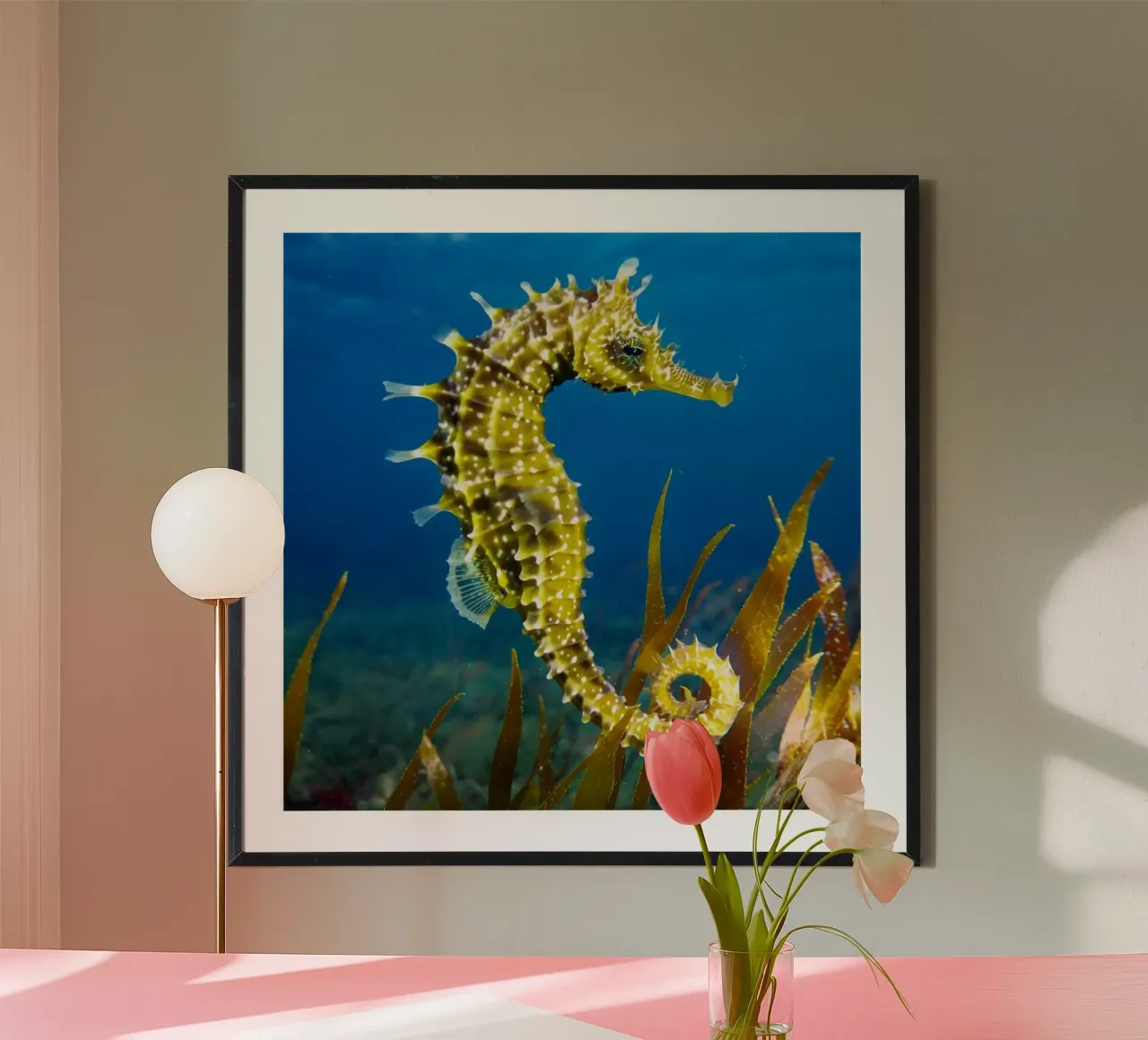 Das Flüstern des Ozeans Poster von PhotoVibe Decor