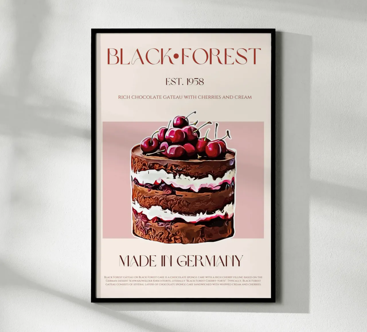 Stampa del Gateau della Foresta Nera poster con telaio in legno da KOKRPrints