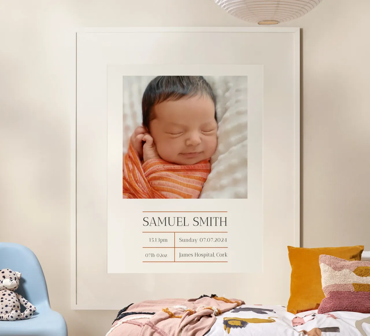 Stampa personalizzata per il compleanno del bambino poster con telaio in legno da Prints By Ayleen