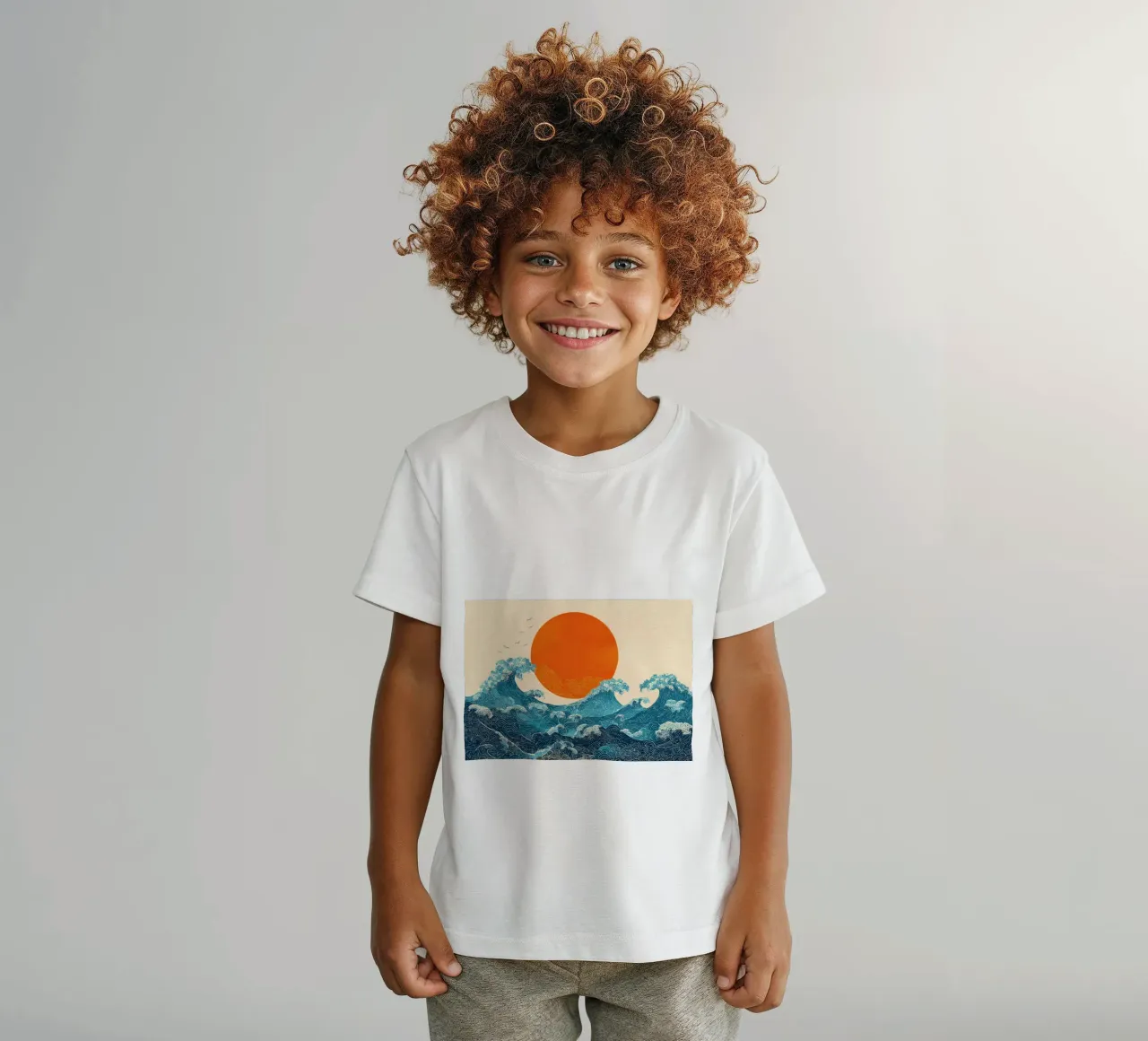 Sole e mare t-shirt bambini da IamHomeStudio