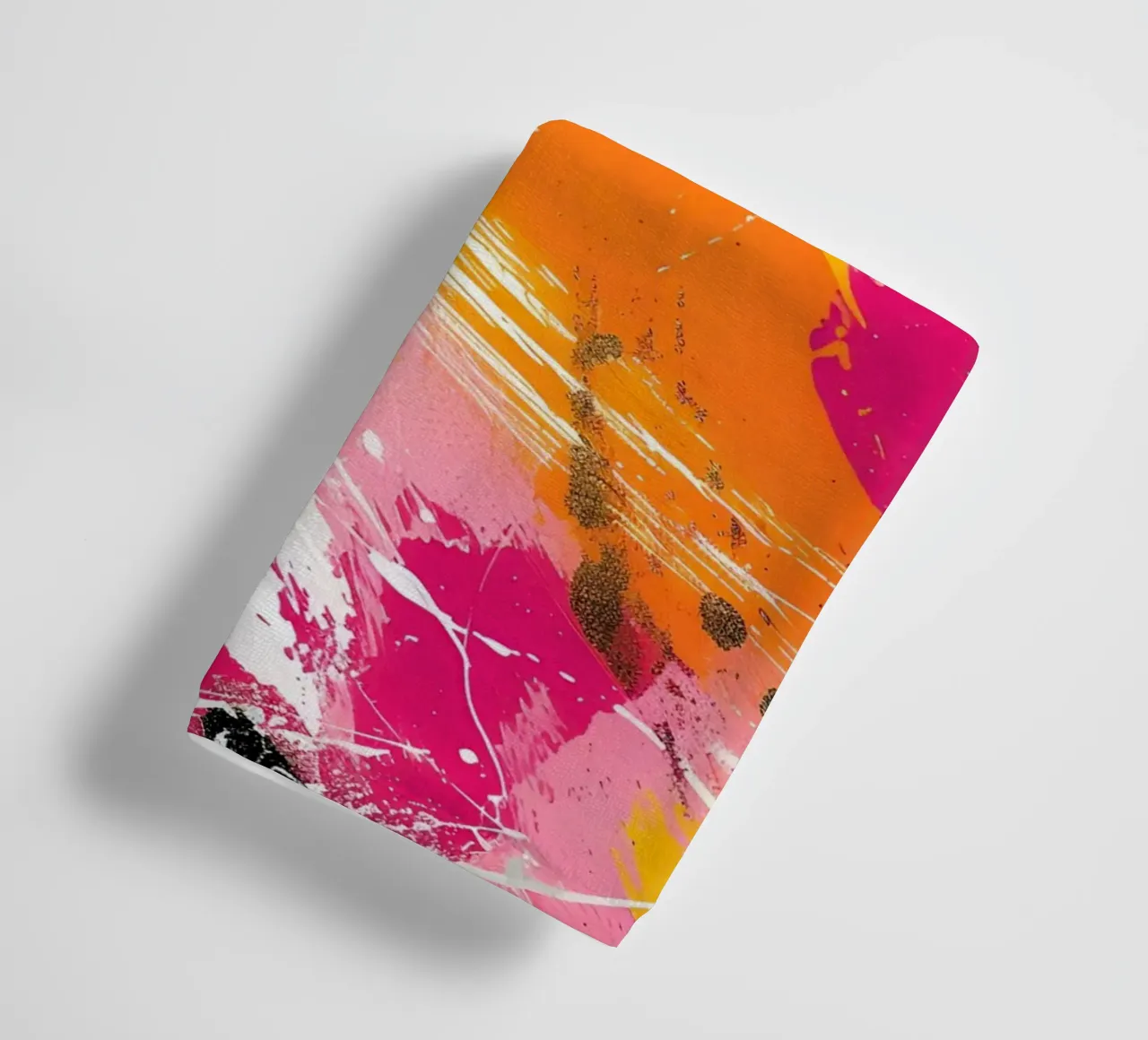 Levendig abstract expressionisme - Roze Goud Oranje Splatter badhanddoek van homdeco