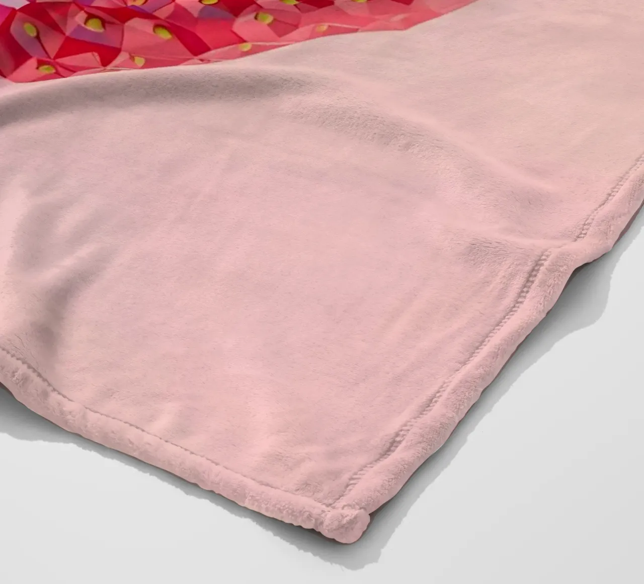 Duo geometrico di fragole - Low Poly Pop Art coperta in pile da homdeco